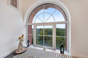 Photo 21- click for photo gallery